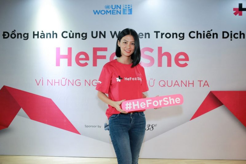 Áo thun HeForShe - UN Women Việt Nam - heforshe 14 Lan Huong Glee 2