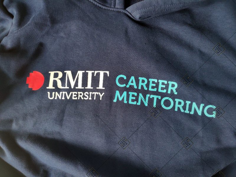 Áo hoodie đồng phục trường Đại học Quốc tế RMIT Việt Nam - Career Mentoring - Rmit Hoodie 6 73eeb9690b7df323aa6c7